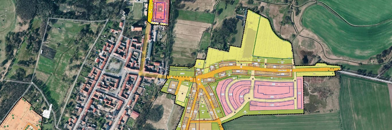 Luftbild mit Bebauungsplan und farbiger Flächenaufteilung.